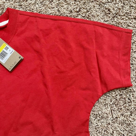 Nike Men’s Sportswear Style Essentials T-Shirt Red DD7018-605, Size Small (New) - Picture 4 of 13